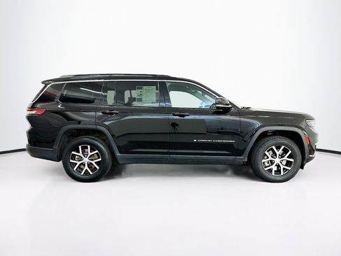 Used 2024 Jeep Grand Cherokee L Limited w/ Luxury Tech Group II image 10