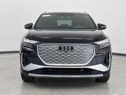 Used 2023 Audi Q4 e-tron Premium Plus w/ Premium Plus image 6