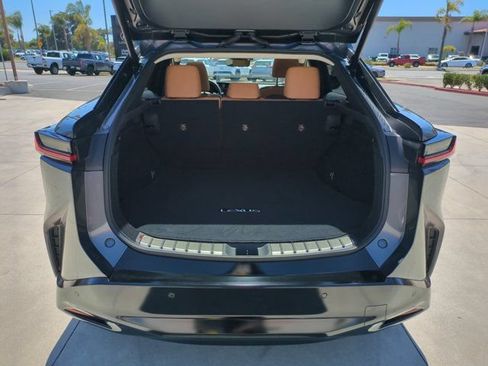 Used 2023 Lexus RZ 450e Premium w/ Technology Package AWD/4WD image 31