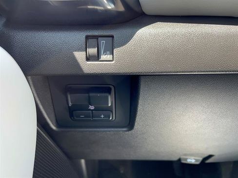 Used 2024 GMC Canyon AT4X AWD/4WD image 21