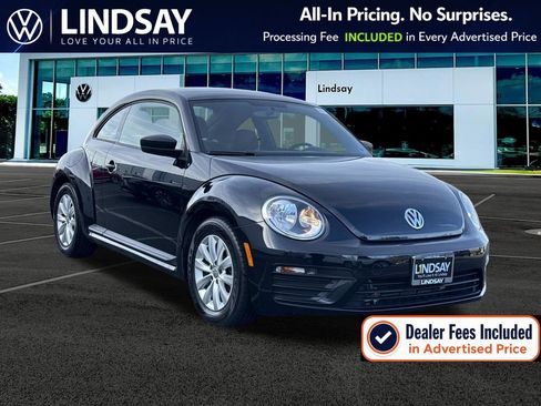Used 2018 Volkswagen Beetle 2.0T S FWD image 1