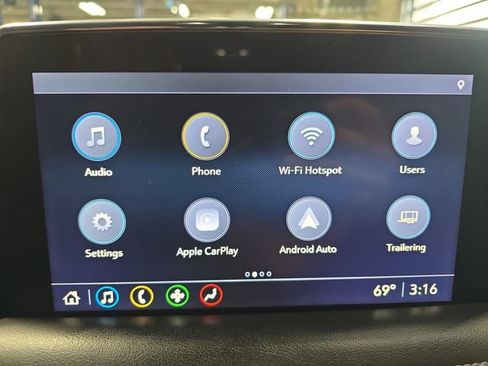 Used 2021 Chevrolet Tahoe Z71 w/ Z71 Off-Road Package AWD/4WD image 27