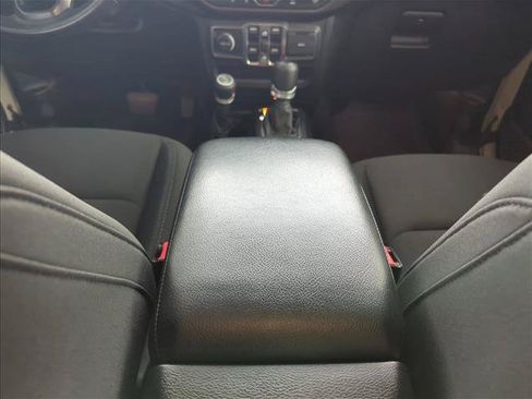 Used 2022 Jeep Gladiator Sport AWD/4WD image 20