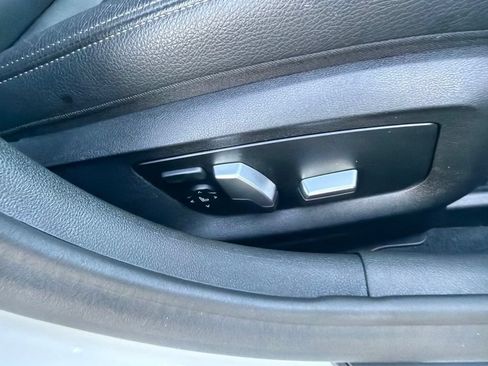 Used 2018 BMW 540i RWD image 14