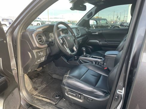 Certified 2021 Toyota Tacoma TRD Sport image 11