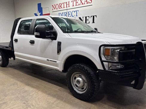 Used 2022 Ford F250 XL w/ Power Equipment Group AWD/4WD image 3