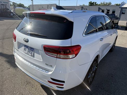 Used 2017 Kia Sorento SX FWD image 5