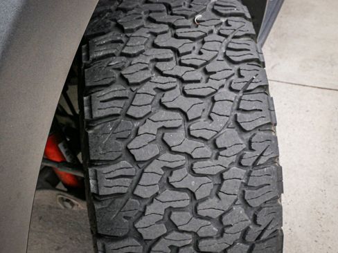 Used 2023 Ford F150 Raptor w/ Raptor Carbon Fiber Package image 12