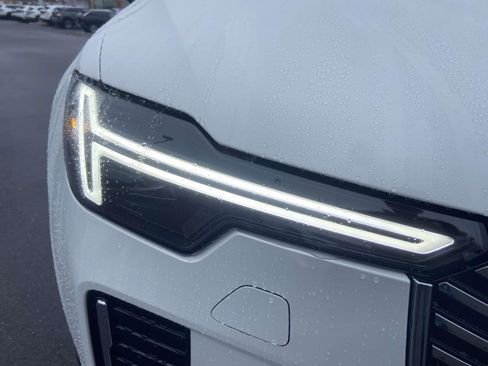 New 2026 Volvo XC90 B6 Ultra w/ Protection Package AWD/4WD image 4