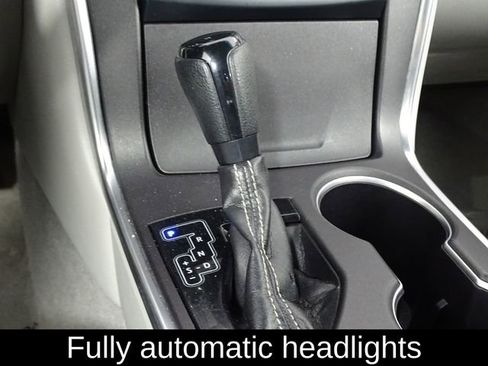 Used 2017 Toyota Camry LE image 13