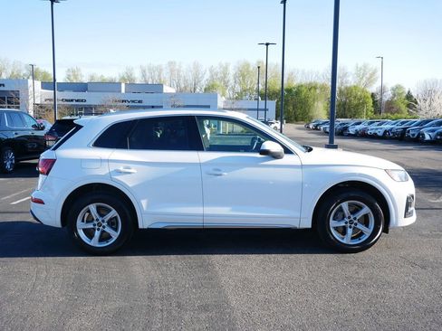 Used 2023 Audi Q5 2.0T Premium w/ Convenience Package AWD/4WD image 7