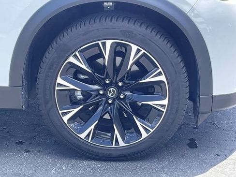 Used 2024 MAZDA CX-90 Plug-In Hybrid w/ Premium Plus AWD/4WD image 5