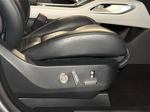 Used 2024 Lincoln Nautilus Reserve w/ Equipment Group 203A image 10