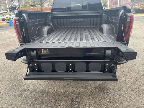 New 2026 GMC Sierra 2500 AT4 w/ Technology Package image 58