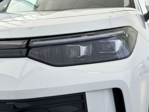 New 2026 Volkswagen Tiguan SE image 11