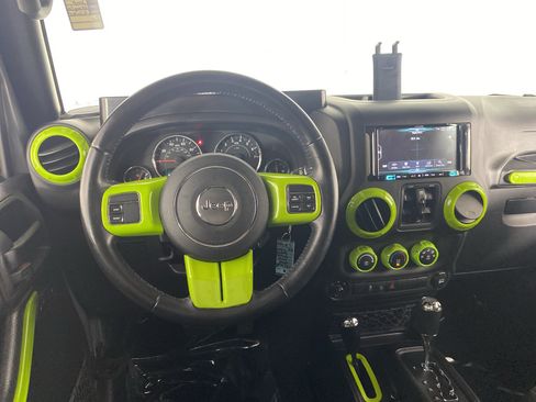 Used 2018 Jeep Wrangler Unlimited Sport S AWD/4WD image 18