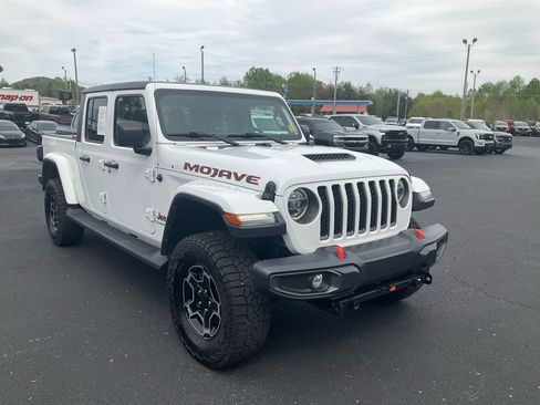 Used 2022 Jeep Gladiator Mojave w/ LED Lighting Group AWD/4WD image 3