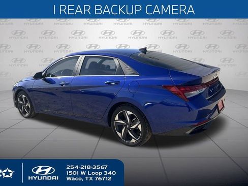 Used 2023 Hyundai Elantra Limited image 12