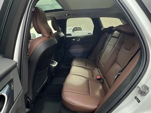 Used 2020 Volvo XC60 T6 Inscription w/ Protection Package Premier image 37