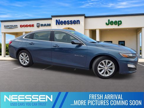 Used 2024 Chevrolet Malibu LT FWD image 1