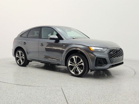 Used 2023 Audi Q5 2.0T Premium Plus w/ Premium Plus Package AWD/4WD image 3