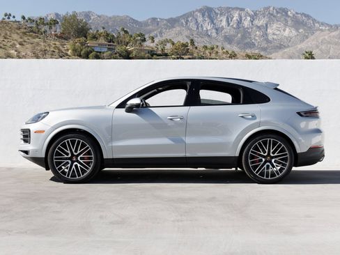 New 2025 Porsche Cayenne S AWD/4WD image 2