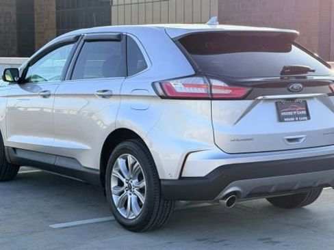 Used 2019 Ford Edge Titanium w/ Equipment Group 301A image 9