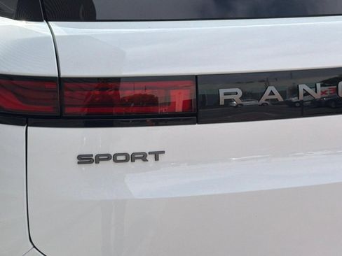 New 2026 Land Rover Range Rover Sport SE AWD/4WD image 21