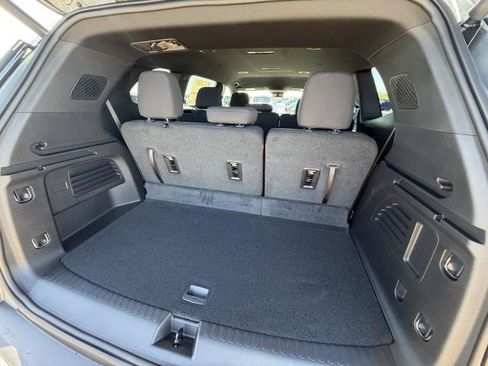 New 2026 GMC Acadia Elevation image 39