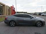 Used 2017 Nissan Maxima 3.5 SV image 2