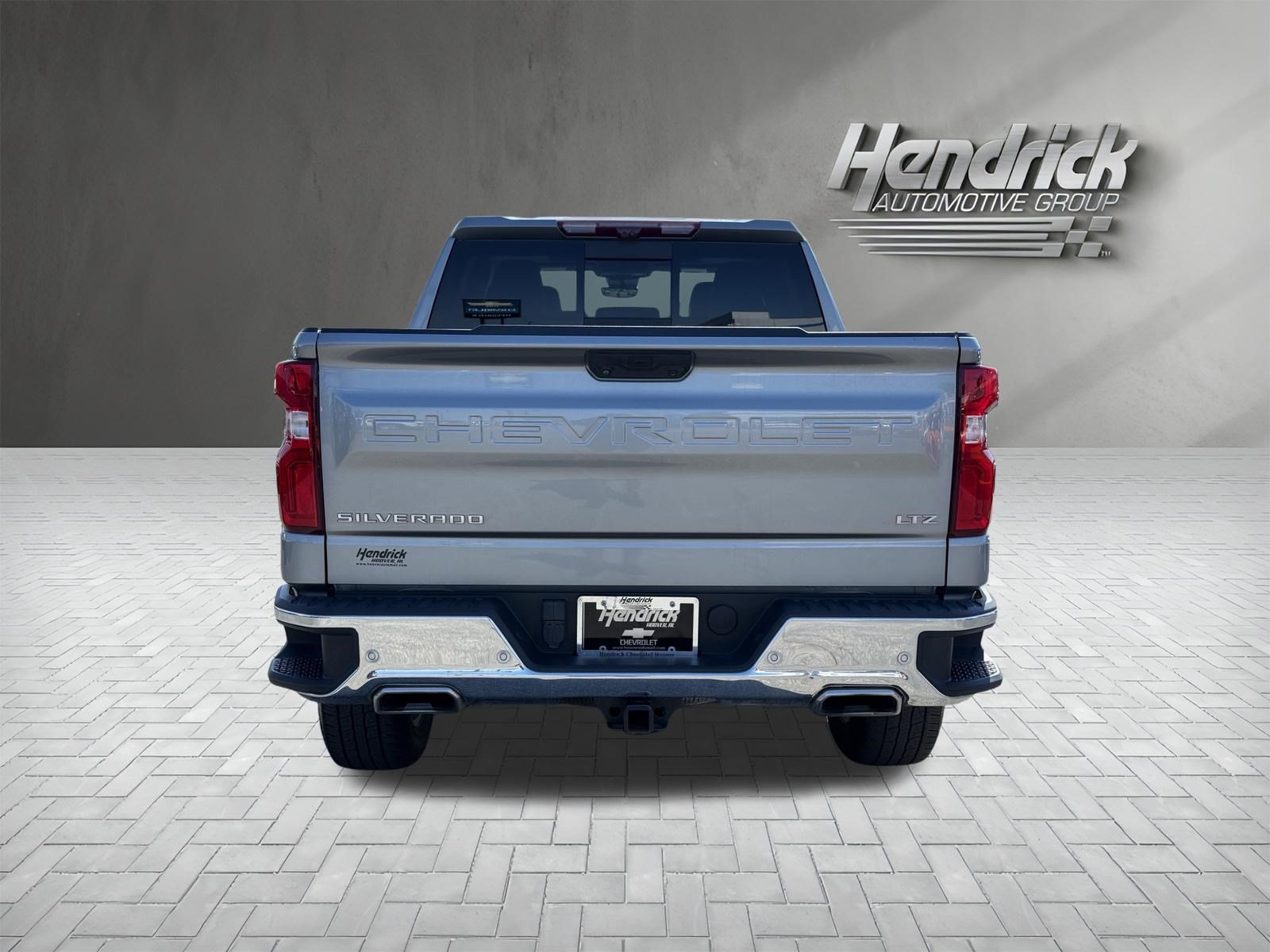 Used 2023 Chevrolet Silverado 1500 LTZ w/ Technology Package AWD/4WD image 9