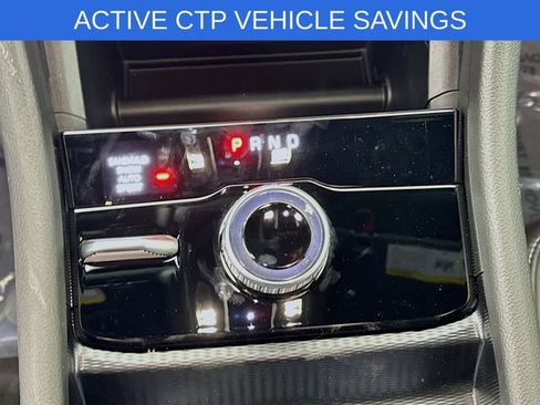 New 2025 Jeep Grand Cherokee Limited w/ Black Appearance Package image 17