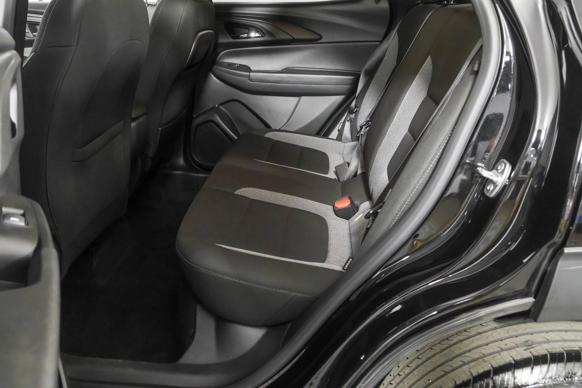 Used 2024 Chevrolet TrailBlazer LT w/ Driver Confidence Package FWD image 34