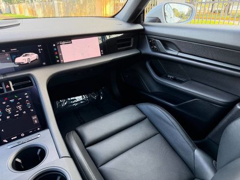 Used 2021 Porsche Taycan 4S image 14