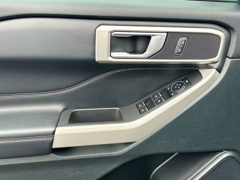 Certified 2023 Ford Explorer XLT AWD/4WD image 22