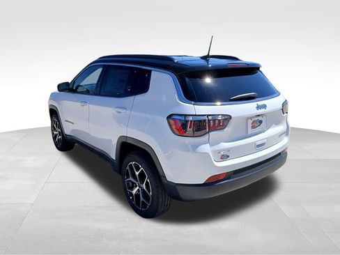 New 2026 Jeep Compass Limited AWD/4WD image 3