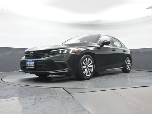 Used 2023 Honda Civic LX image 29