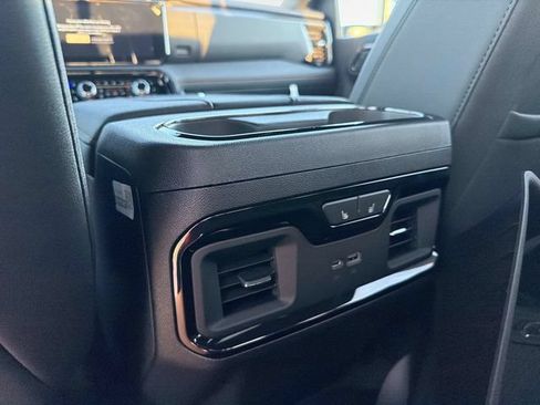 New 2026 GMC Sierra 2500 AT4 w/ AT4 Premium Plus Package AWD/4WD image 16