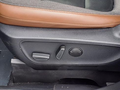 Used 2021 Ford Bronco Sport Outer Banks w/ Outer Banks Package image 4