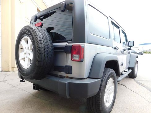 Used 2014 Jeep Wrangler Unlimited Sport w/ Quick Order Package 24S AWD/4WD image 6