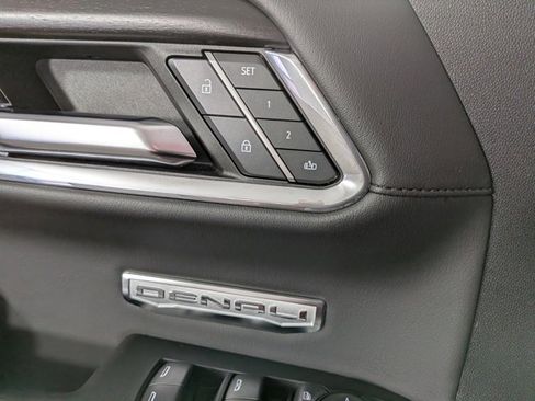 Used 2024 GMC Sierra 1500 Denali w/ Denali Reserve Package image 13