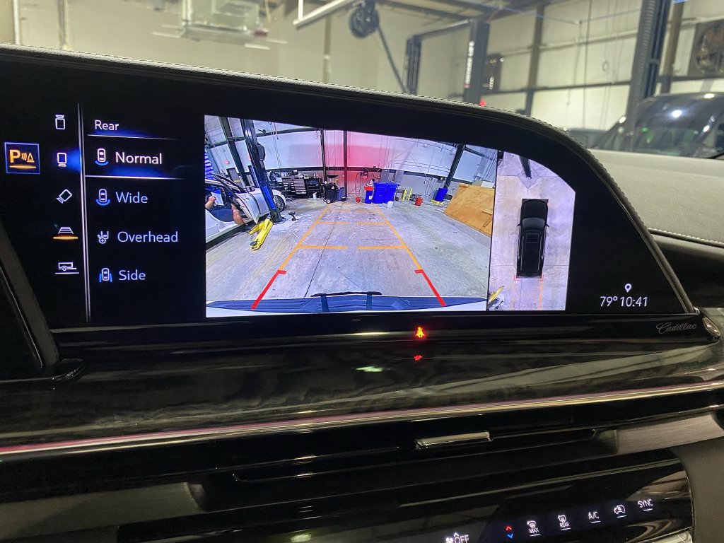 Used 2023 Cadillac Escalade ESV Premium Luxury AWD/4WD image 5