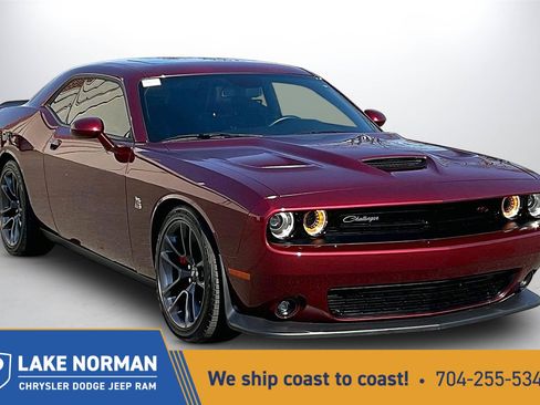 Used 2022 Dodge Challenger R/T Scat Pack w/ Plus Package image 1