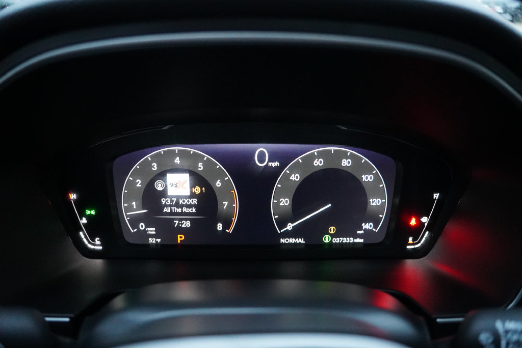 Used 2025 Honda Pilot Black Edition image 40