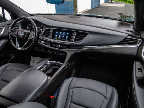 Used 2024 Buick Enclave Essence w/ Technology Package FWD image 28