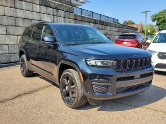 Used 2023 Jeep Grand Cherokee L Laredo video 2
