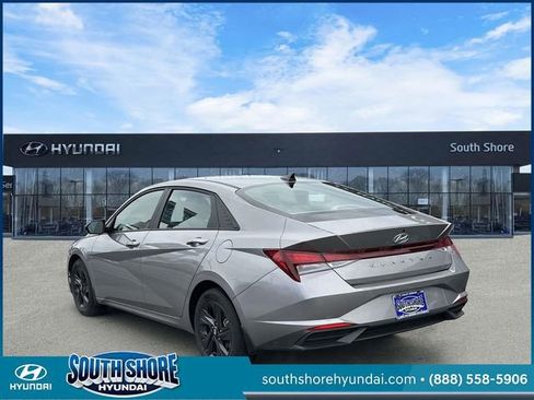 Certified 2023 Hyundai Elantra SEL image 5