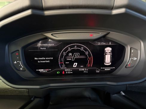 Used 2024 Lamborghini Urus S image 34