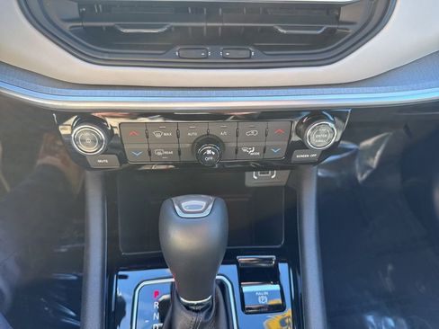 New 2026 Jeep Compass Limited image 16