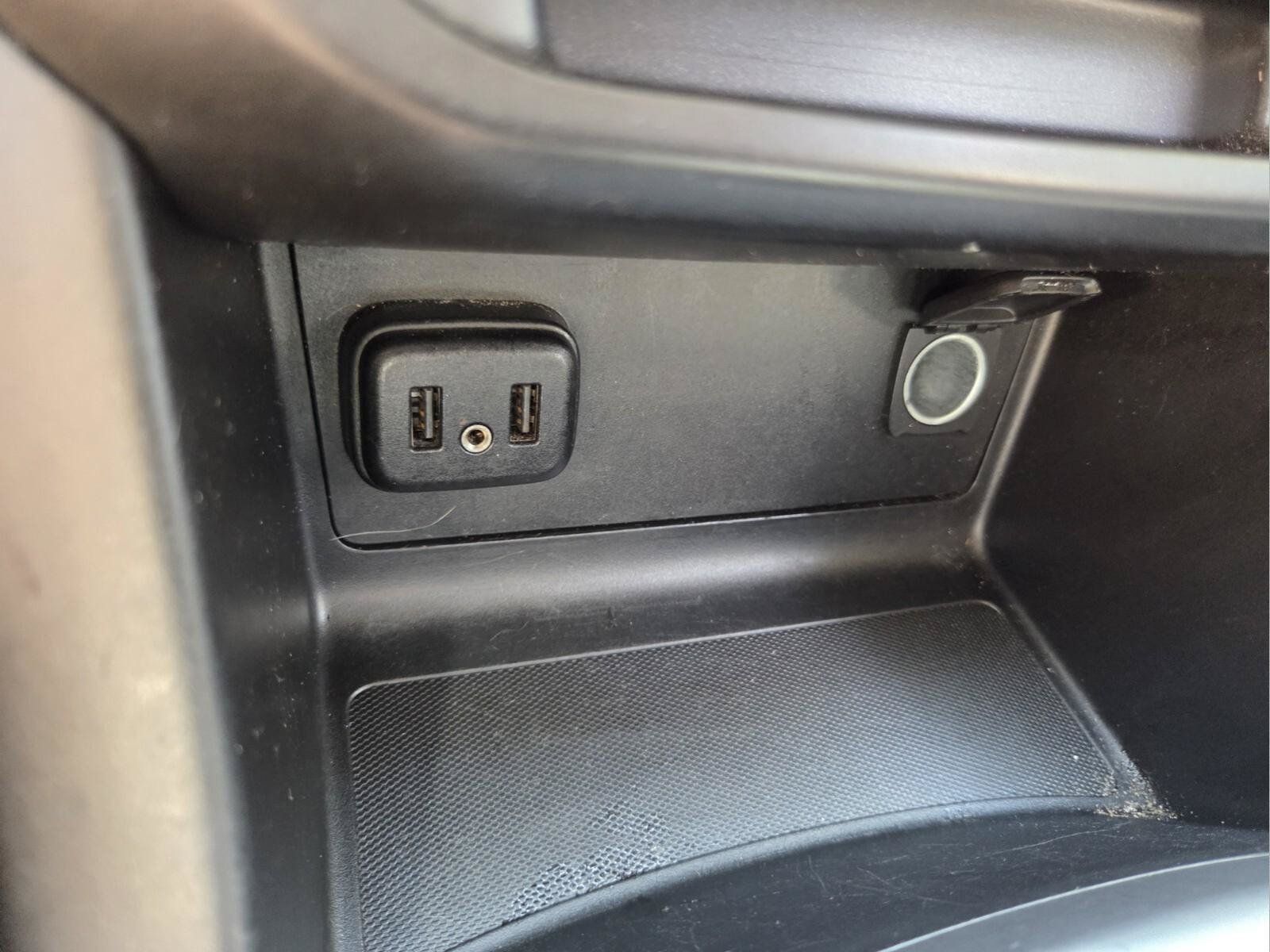 Used 2021 Chevrolet Colorado LT RWD image 27